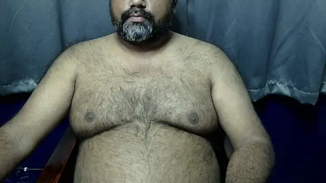 Snapshot of hairysubcub_70 chatting on 01-13-26, 05:13 hairysubcub 70 online show from 01-13-26, 05:13