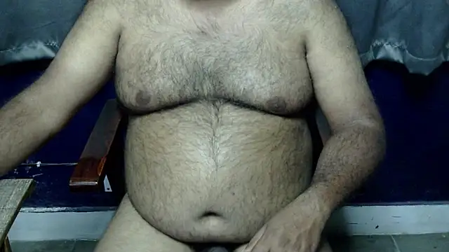 hairysubcub 70 online show from 02-26-26, 06:18