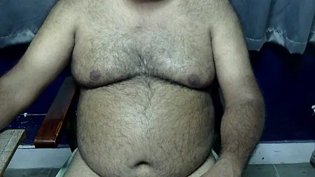 Snapshot of hairysubcub_70 chatting on 04-24-26, 08:28 hairysubcub 70 online show from 04-24-26, 08:28