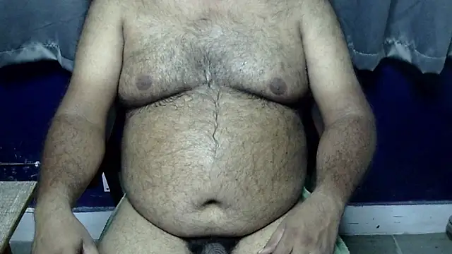 Snapshot of hairysubcub_70 chatting on 04-27-26, 08:23 hairysubcub 70 online show from 04-27-26, 08:23