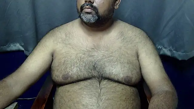 Snapshot of hairysubcub_70 chatting on 05-15-26, 07:59 hairysubcub 70 online show from 05-15-26, 07:59