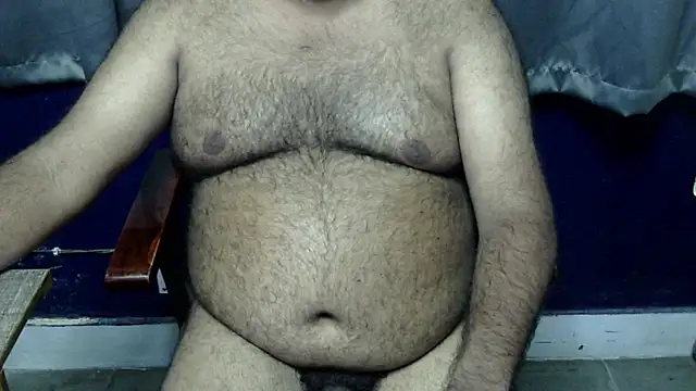 Snapshot of hairysubcub_70 chatting on 07-02-26, 04:02 hairysubcub 70 online show from 07-02-26, 04:02