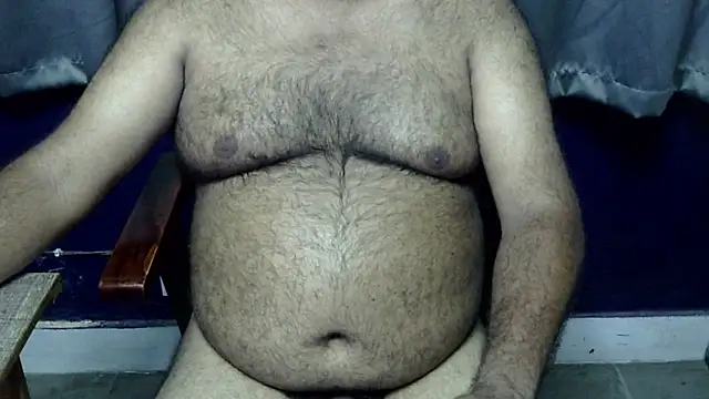 Snapshot of hairysubcub_70 chatting on 07-07-26, 07:23 hairysubcub 70 online show from 07-07-26, 07:23