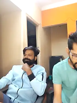 Snapshot of arhan3043 chatting on 01-03-25, 02:40 arhan3043 online show from 01-03-25, 02:40