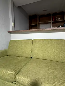 Snapshot of jrrichforever chatting on 12-21-25, 07:10 jrrichforever online show from 12-21-25, 07:10