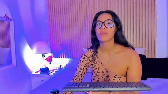 GenesisRuiz online show from 02-22-25, 04:40