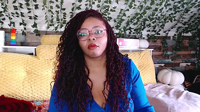 Snapshot of -khayaparker chatting on 02-08-25, 03:00 -khayaparker online show from 02-08-25, 03:00