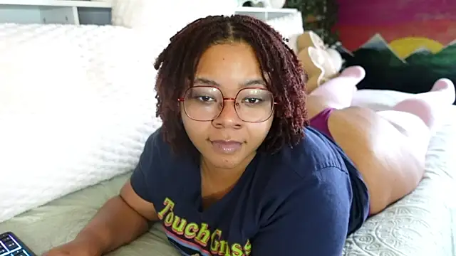 Snapshot of -khayaparker chatting on 03-10-25, 03:30 -khayaparker online show from 03-10-25, 03:30