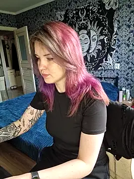 LazyTanukii online show from 06-17-26, 06:38