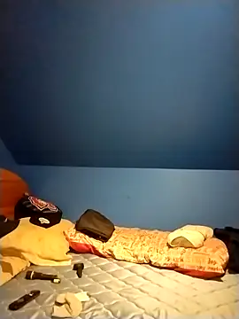 MirthildaVenza online show from 10-30-25, 06:08