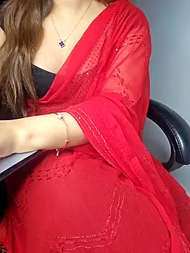 Snapshot of aliyaah_singh chatting on 01-10-25, 10:46 aliyaah singh online show from 01-10-25, 10:46