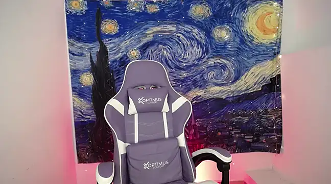 Snapshot of cutie_and_slutty chatting on 03-05-25, 03:40 cutie and slutty online show from 03-05-25, 03:40