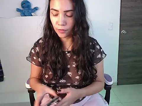 Snapshot of cutie_and_slutty chatting on 10-11-25, 04:01 cutie and slutty online show from 10-11-25, 04:01