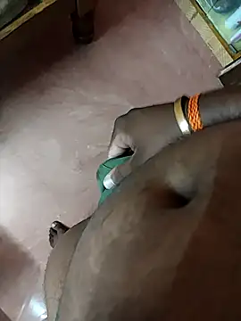 Snapshot of dinesh682 chatting on 03-18-26, 06:05 dinesh682 online show from 03-18-26, 06:05