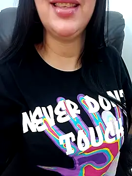 Snapshot of Queen_sousou chatting on 02-07-25, 12:20 Queen sousou online show from 02-07-25, 12:20