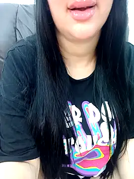 Snapshot of Queen_sousou chatting on 02-12-25, 01:19 Queen sousou online show from 02-12-25, 01:19