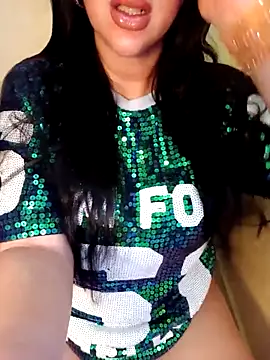 Snapshot of Queen_sousou chatting on 03-07-25, 12:04 Queen sousou online show from 03-07-25, 12:04