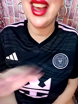 Snapshot of Queen_sousou chatting on 03-22-25, 11:53 Queen sousou online show from 03-22-25, 11:53