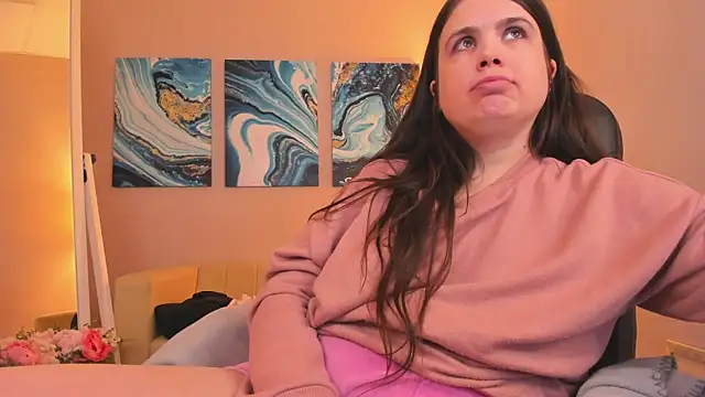 Snapshot of BattyMoll chatting on 01-24-25, 12:20 BattyMoll online show from 01-24-25, 12:20