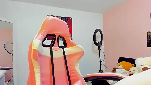 Snapshot of Vane_Rossee chatting on 03-08-25, 12:44 Vane Rossee online show from 03-08-25, 12:44