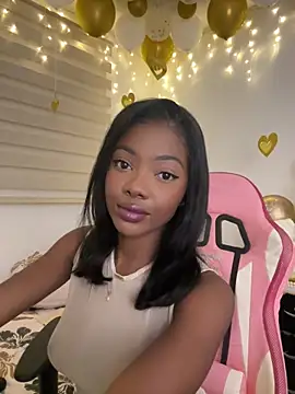 Snapshot of Vane_Rossee chatting on 11-12-25, 11:58 Vane Rossee online show from 11-12-25, 11:58