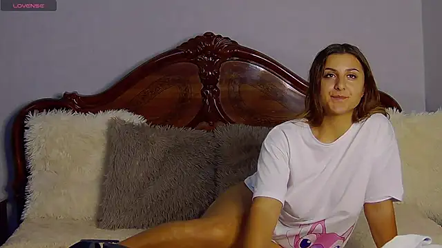 Snapshot of NicolePlay chatting on 10-30-25, 11:55 NicolePlay online show from 10-30-25, 11:55