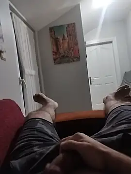 Snapshot of Aykut1990 chatting on 11-10-25, 03:22 Aykut1990 online show from 11-10-25, 03:22