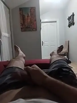 Snapshot of Aykut1990 chatting on 11-25-25, 05:24 Aykut1990 online show from 11-25-25, 05:24