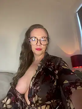 Snapshot of FemDom_RubyKnightXXO chatting on 05-31-26, 06:20 FemDom RubyKnightXXO online show from 05-31-26, 06:20