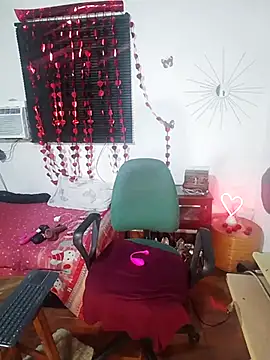 Snapshot of sharom_smith1 chatting on 03-11-25, 02:43 sharom smith1 online show from 03-11-25, 02:43