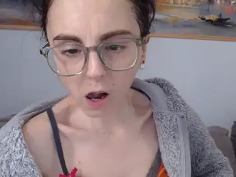 cleophee online show from 02-13-25, 12:54