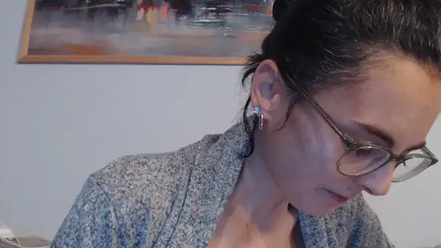 cleophee online show from 12-18-25, 06:41