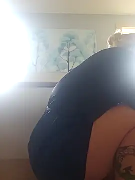 Mostlikely2suckseed88 online show from 03-05-26, 09:55