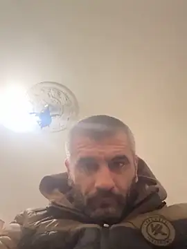 Snapshot of Georgi51906788 chatting on 12-21-25, 12:34 Georgi51906788 online show from 12-21-25, 12:34