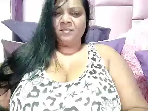 IndianDelia online show from 10-19-25, 03:18