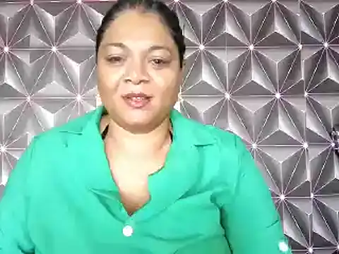 Snapshot of IndianDelia chatting on 04-19-26, 07:29 IndianDelia online show from 04-19-26, 07:29