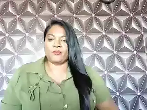 Snapshot of IndianDelia chatting on 04-25-26, 01:41 IndianDelia online show from 04-25-26, 01:41
