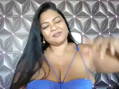 Snapshot of IndianDelia chatting on 05-09-26, 01:27 IndianDelia online show from 05-09-26, 01:27