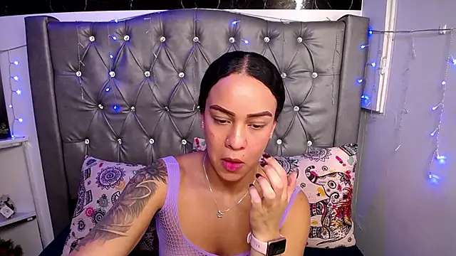 LAILAGUMMY online show from 01-24-25, 05:53