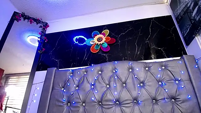 LAILAGUMMY online show from 02-10-25, 06:24