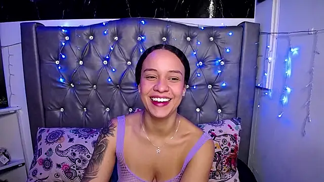 LAILAGUMMY online show from 02-11-25, 03:29