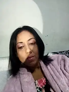 Snapshot of Mahi4luv chatting on 06-26-26, 07:18 Mahi4luv online show from 06-26-26, 07:18