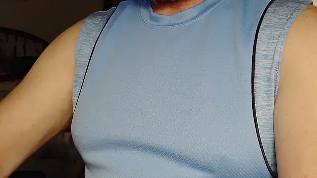 Snapshot of usdirtymikee9 chatting on 07-18-26, 02:38 usdirtymikee9 online show from 07-18-26, 02:38