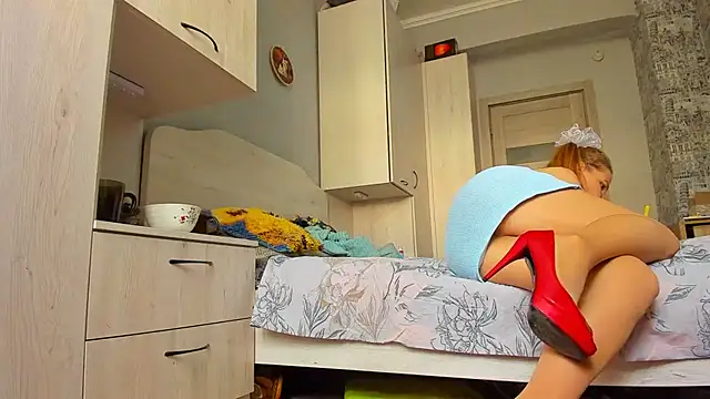 DUSSY PUSSY online show from 10-14-25, 04:02