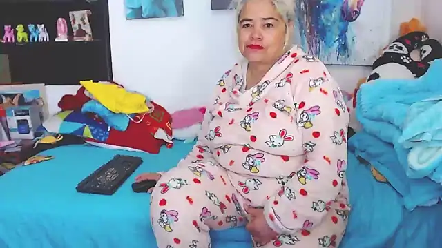 estrellita fugaz16x online show from 01-29-25, 01:07