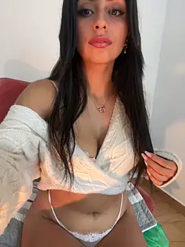 Snapshot of sweetAli_ chatting on 02-28-25, 10:09 sweetAli online show from 02-28-25, 10:09