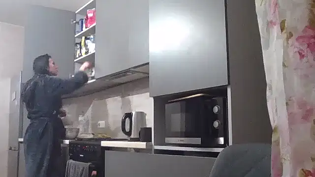 JulianaGold1 online show from 02-20-25, 07:41