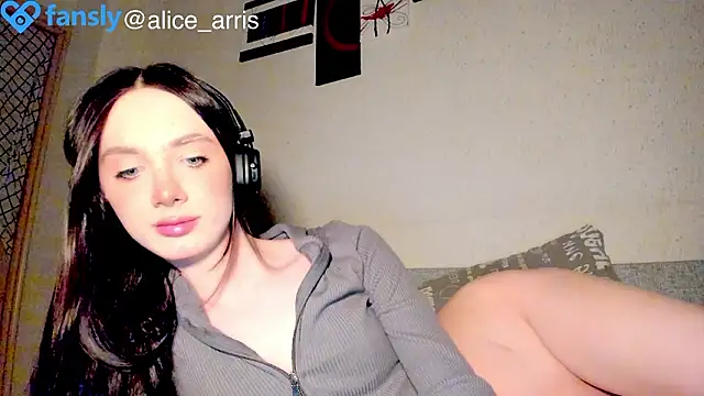 Alice  Aris online show from 03-08-26, 06:55