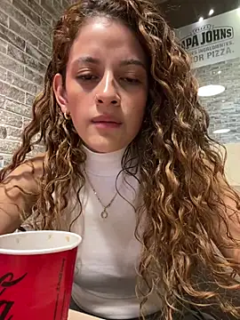 alana15 online show from 02-08-25, 09:36