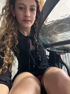 alana15 online show from 10-04-25, 09:35